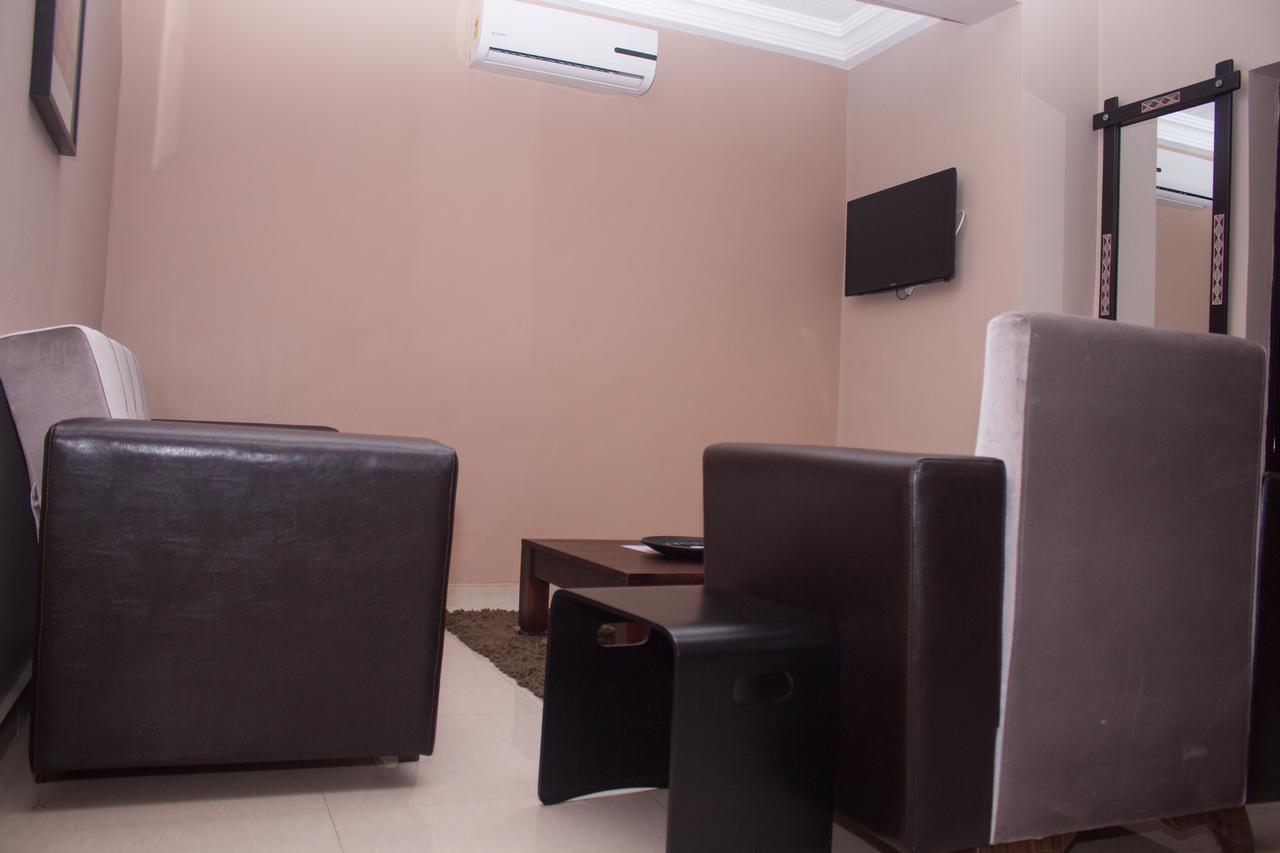 Manjaro Suites Accra Exterior photo